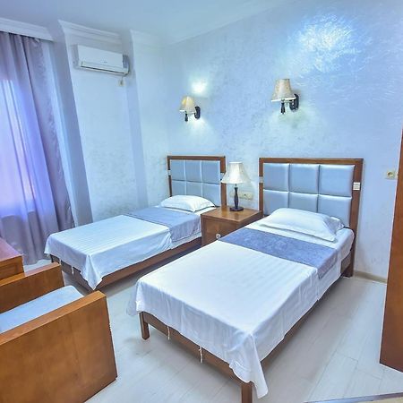Hotel Chveni Sakhli Batumi Esterno foto