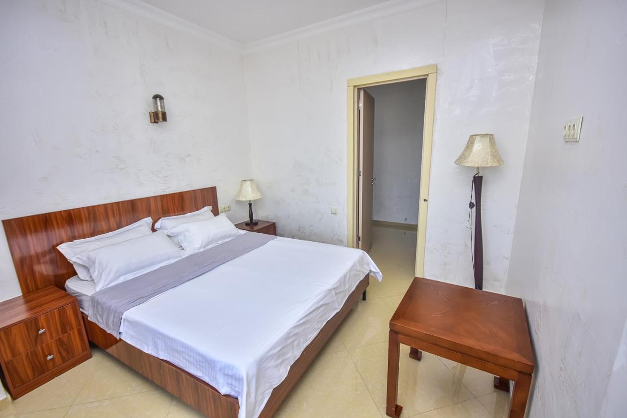 Hotel Chveni Sakhli Batumi Esterno foto