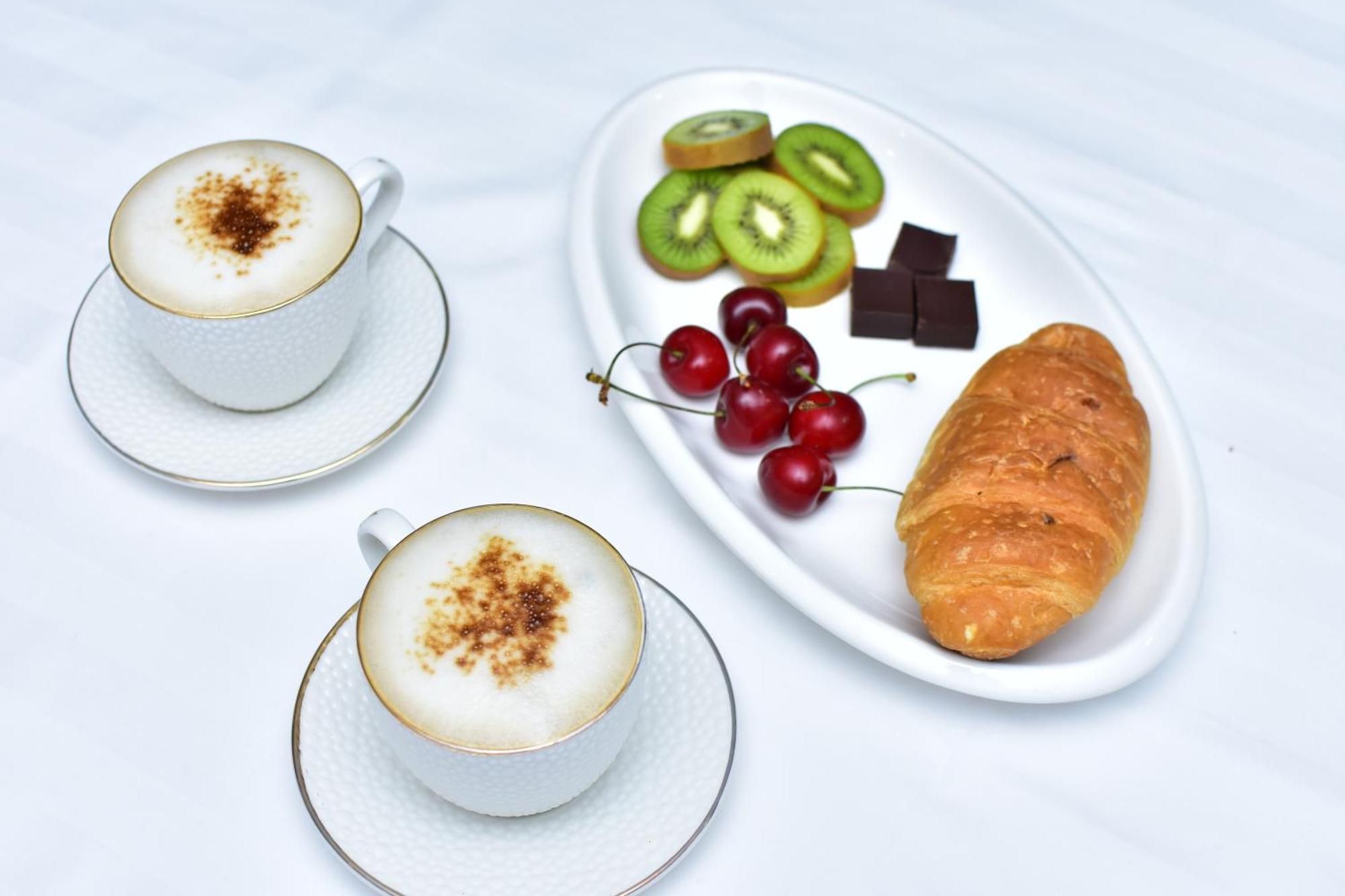 Hotel Chveni Sakhli Batumi Esterno foto